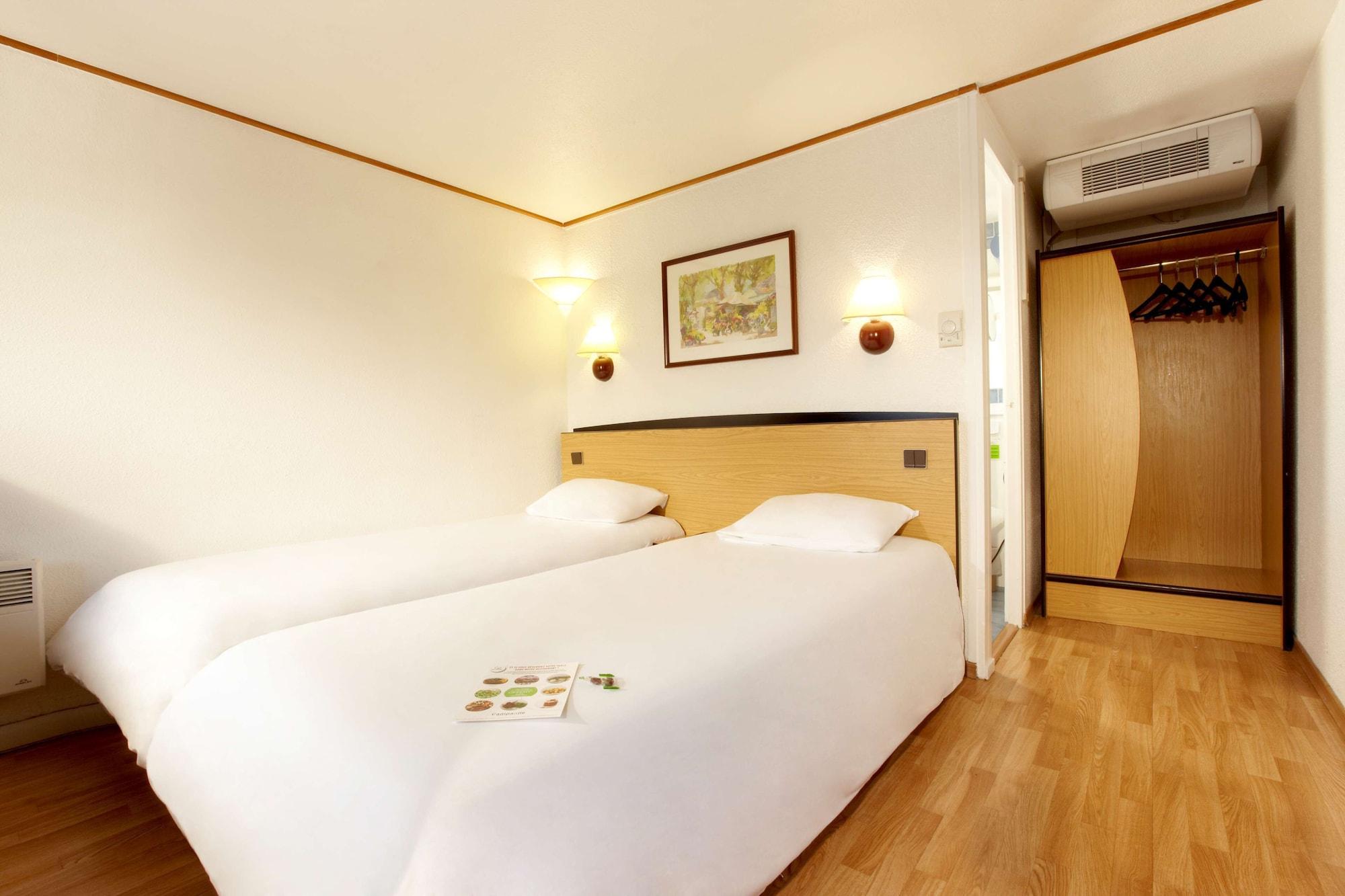 Kyriad Direct Ouest - Zenith Hotel Straatsburg